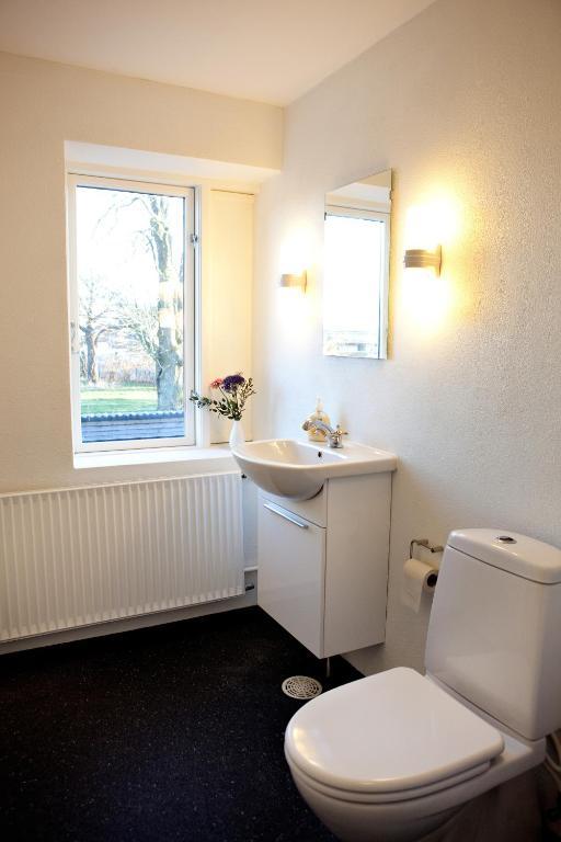 Jerlev Kro Bredsten  Room photo